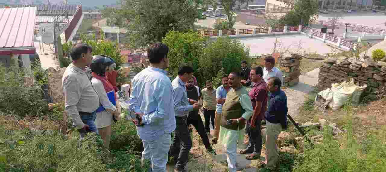 पूर्व दर्जा मंत्री कर्नाटक की चेतावनी के बाद मार्ग सुधारीकरण का कार्य प्रारम्भ